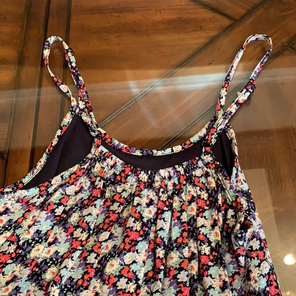 Forever 21 floral dress - Picture 2 of 7